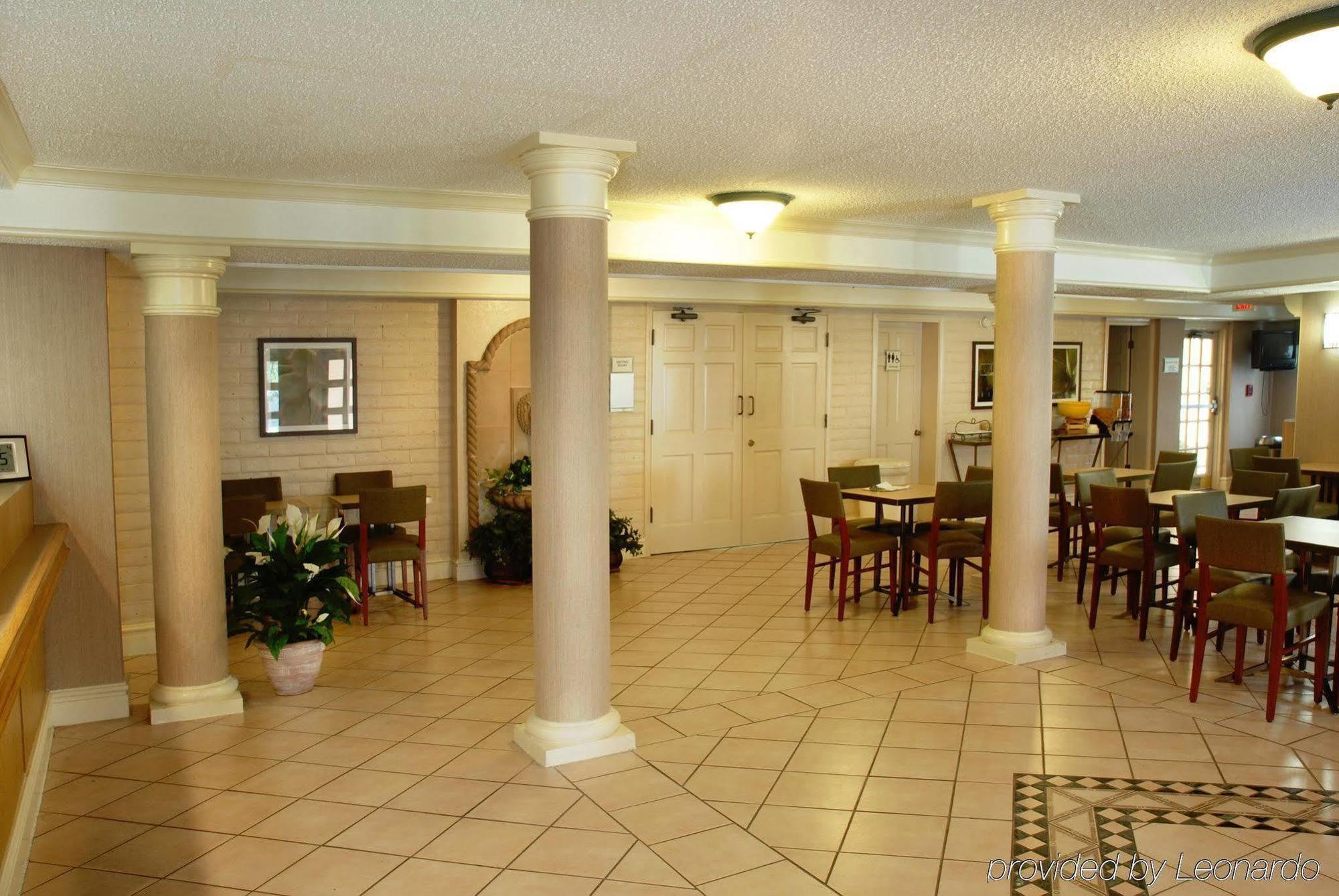 Super 8 By Wyndham The Woodlands North Otel Dış mekan fotoğraf